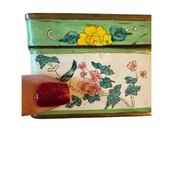 Antique Asian Enamel Pastel Jewelry Box With Lid - Picture 9 of 9